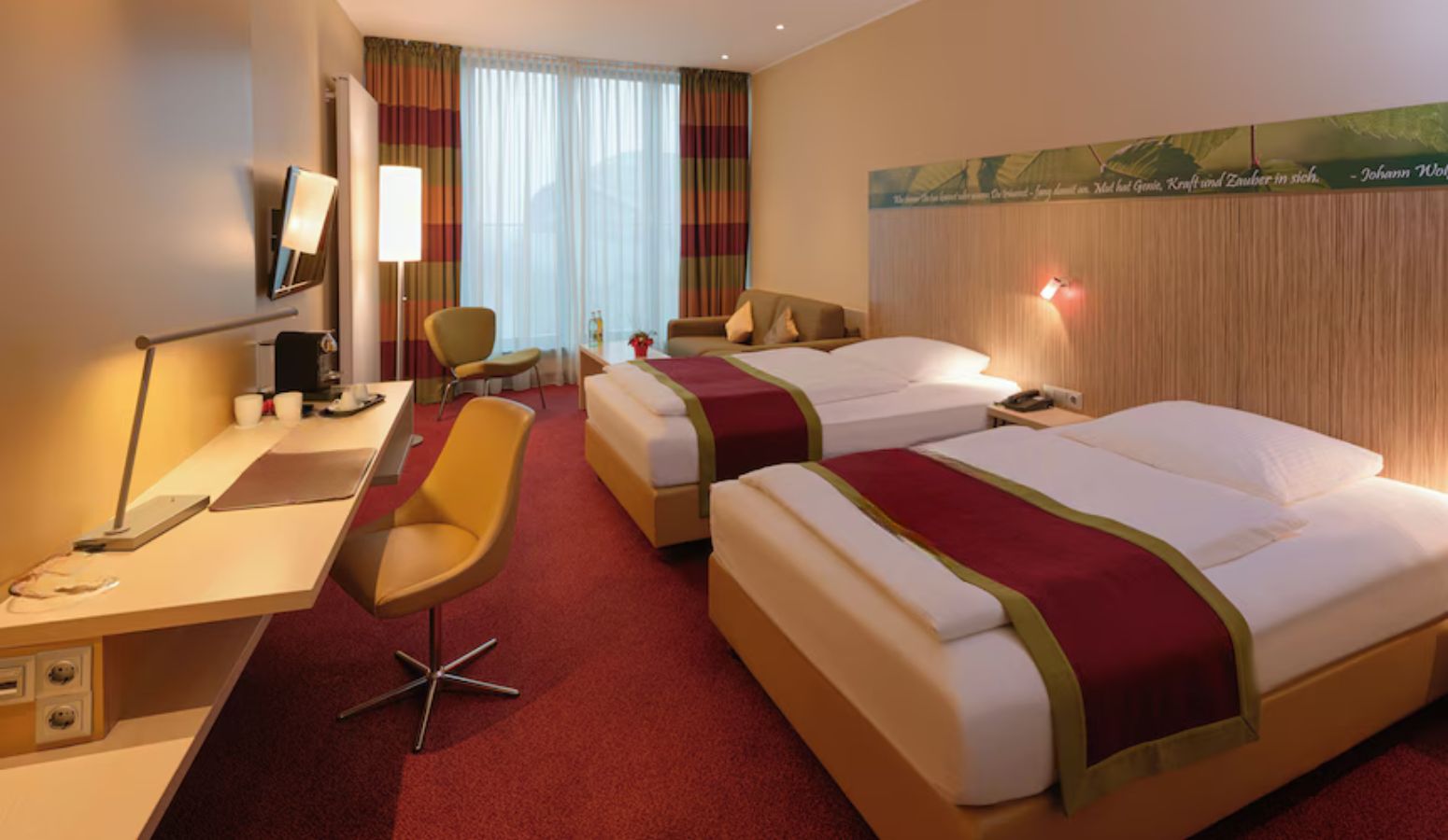Mövenpick Hotel Frankfurt City 4